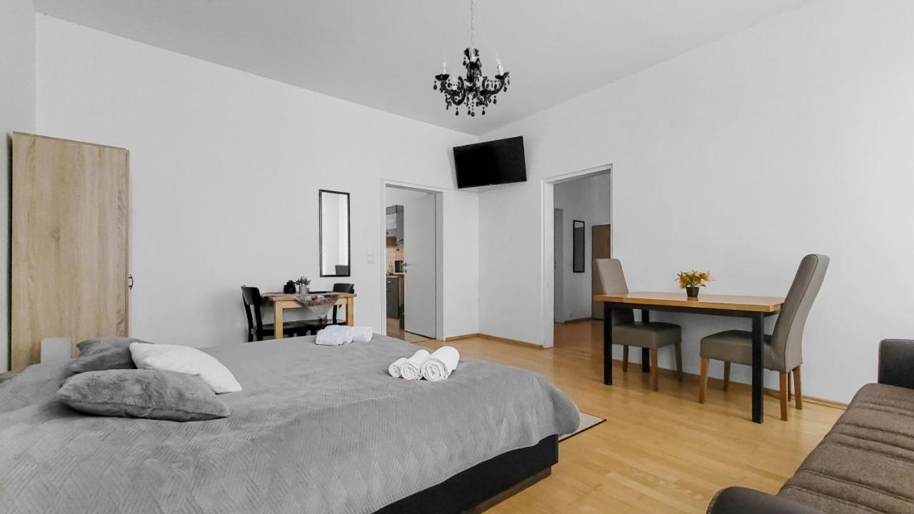 Adalbert Apartamento