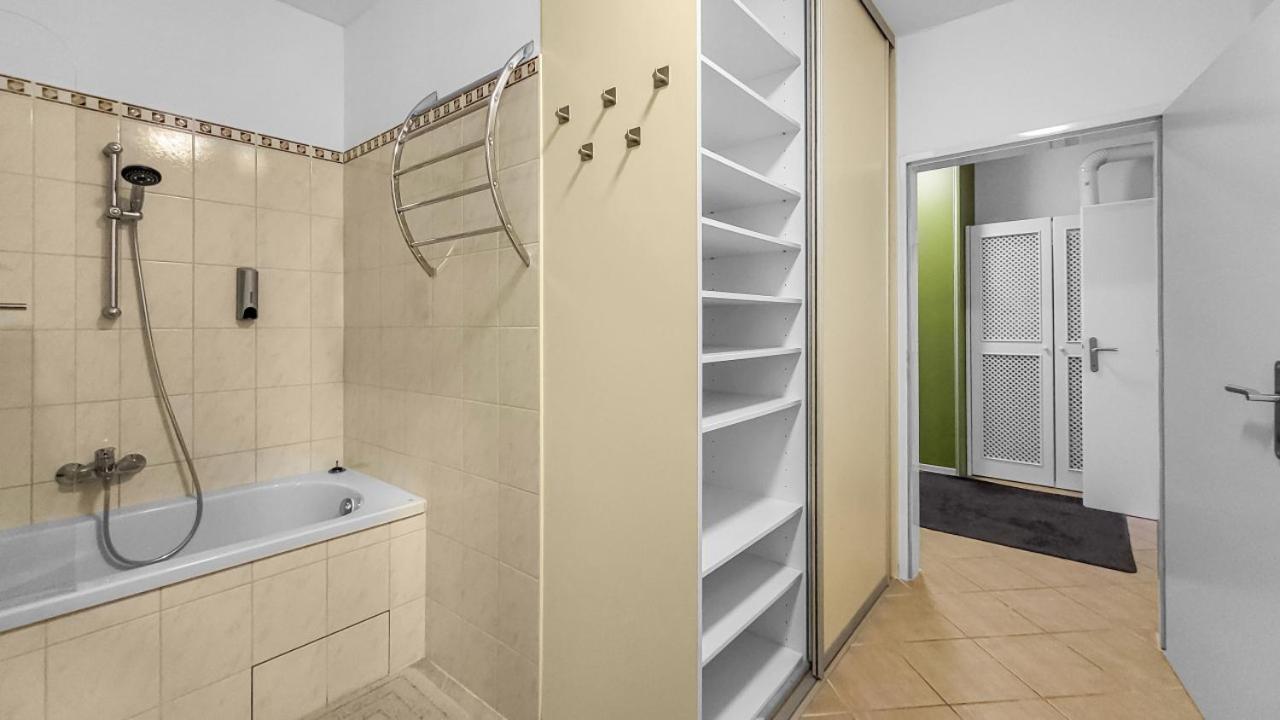 Apartamento Adalbert *